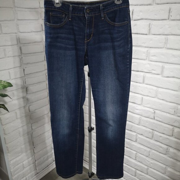 Levi's Bold Curve Silhouette Ladies Classic Rise Straight Size 6/28 Jeans - Picture 4 of 13